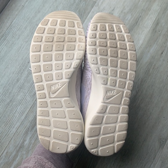 Nike Roshe Run One Sneakers Size 9.5 with custom crystals - Picture 4 of 6